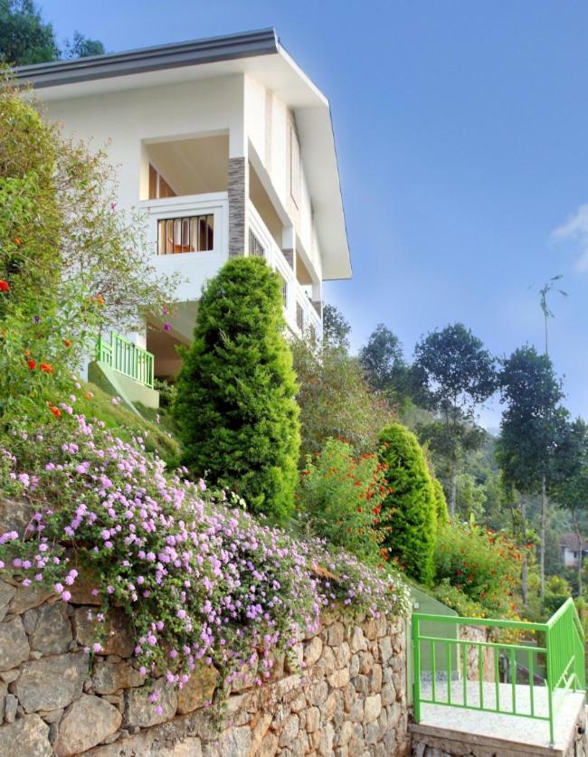 מלון Devikolam Blossom Hill Munnar מראה חיצוני תמונה